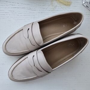 Women's Cream Genuine Leather Loafers